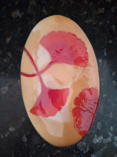 Tucker and mackintosh oval - and, red